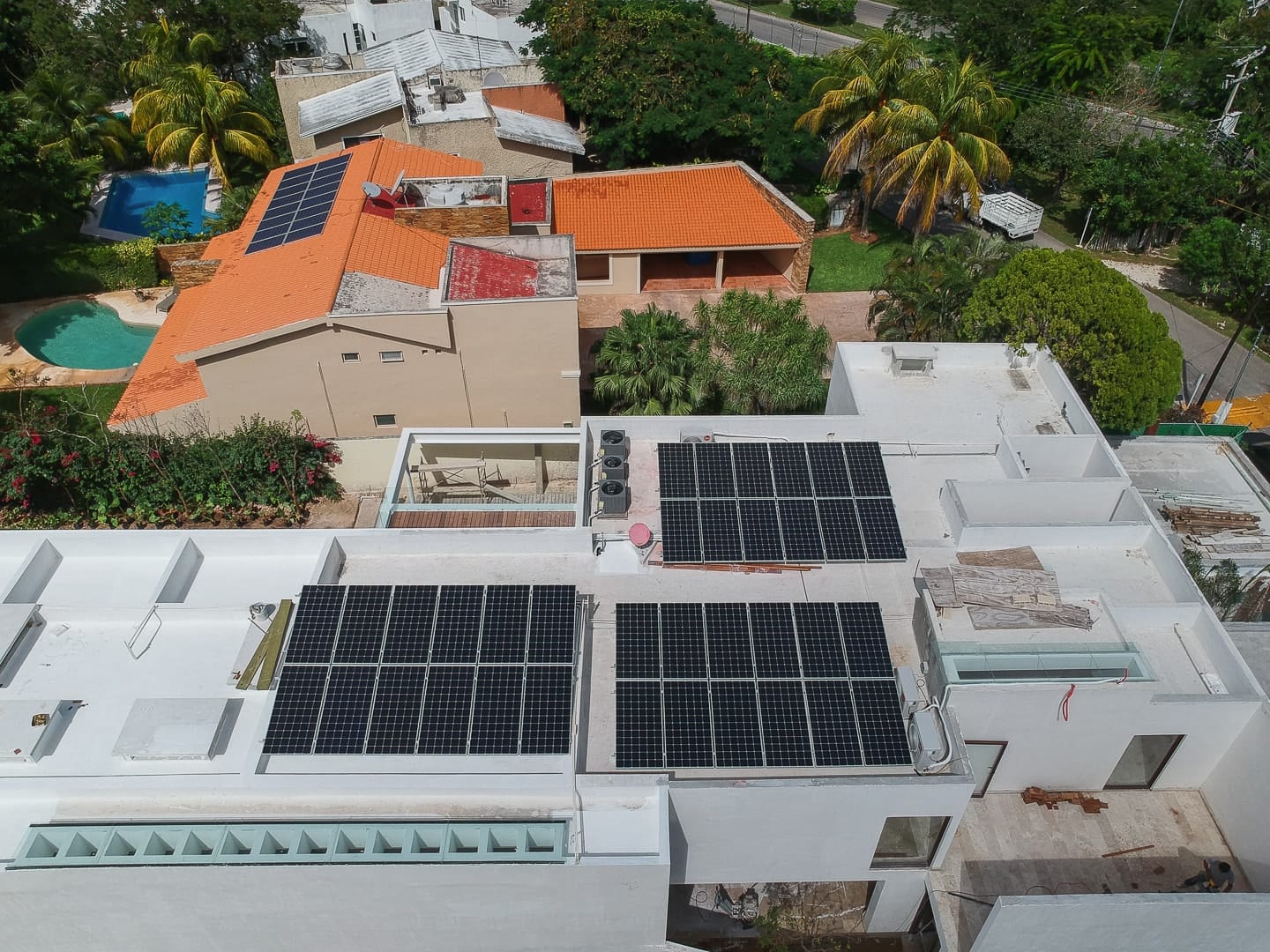 Estoy construyendo mi casa ¿Me conviene instalar Paneles Solares?
